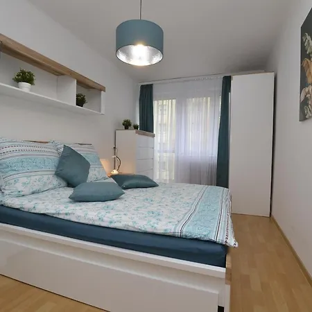 Blekitny -centrum Lägenhet Racibórz