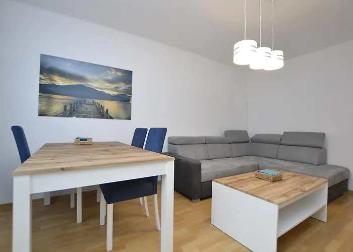 Blekitny -centrum Racibórz