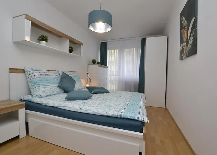 Blekitny -centrum Lägenhet Racibórz